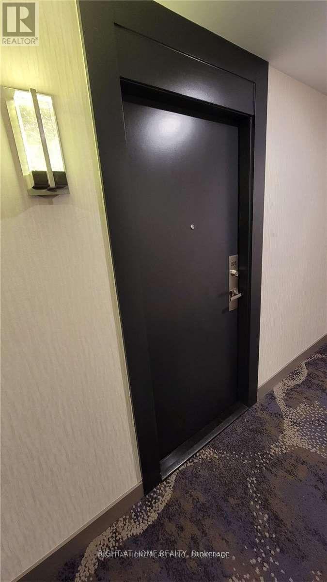 528 - 250 Wellington Street W, Toronto, Ontario M5V 3P6 - Photo 2 - C12607270