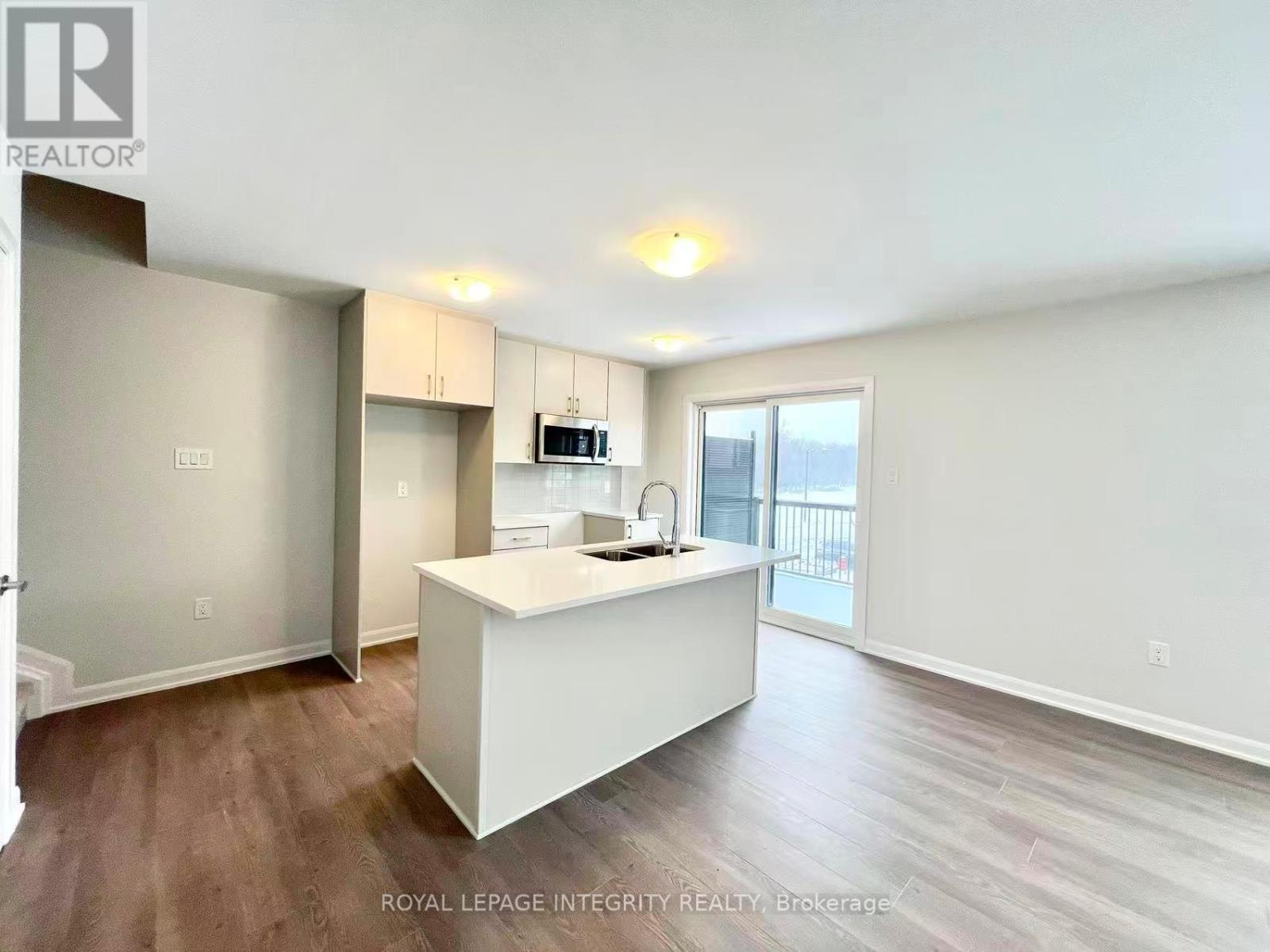 1120 Creekway Private, Ottawa, Ontario  K2T 0S9 - Photo 14 - X12617432