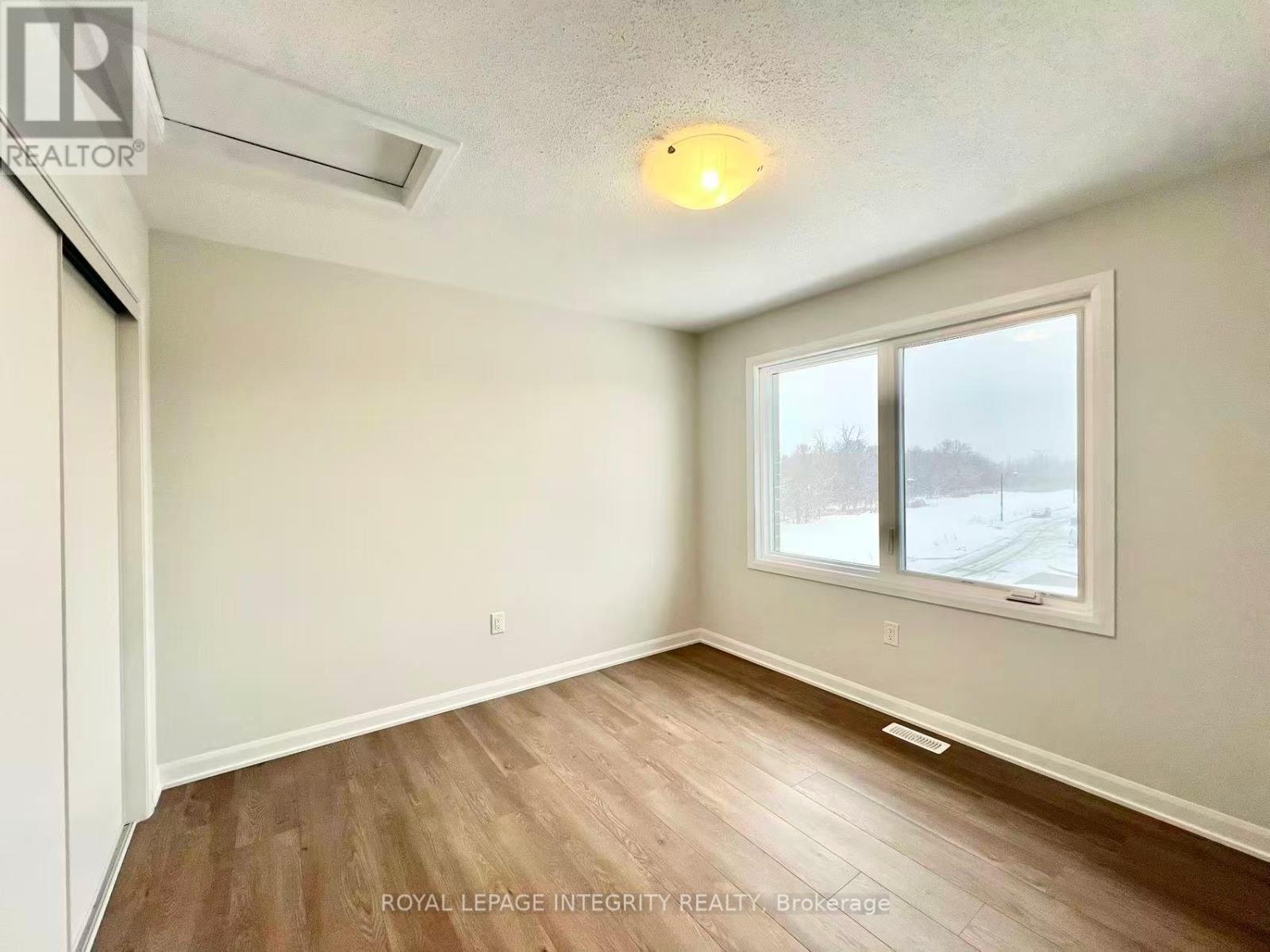 1120 Creekway Private, Ottawa, Ontario  K2T 0S9 - Photo 31 - X12617432