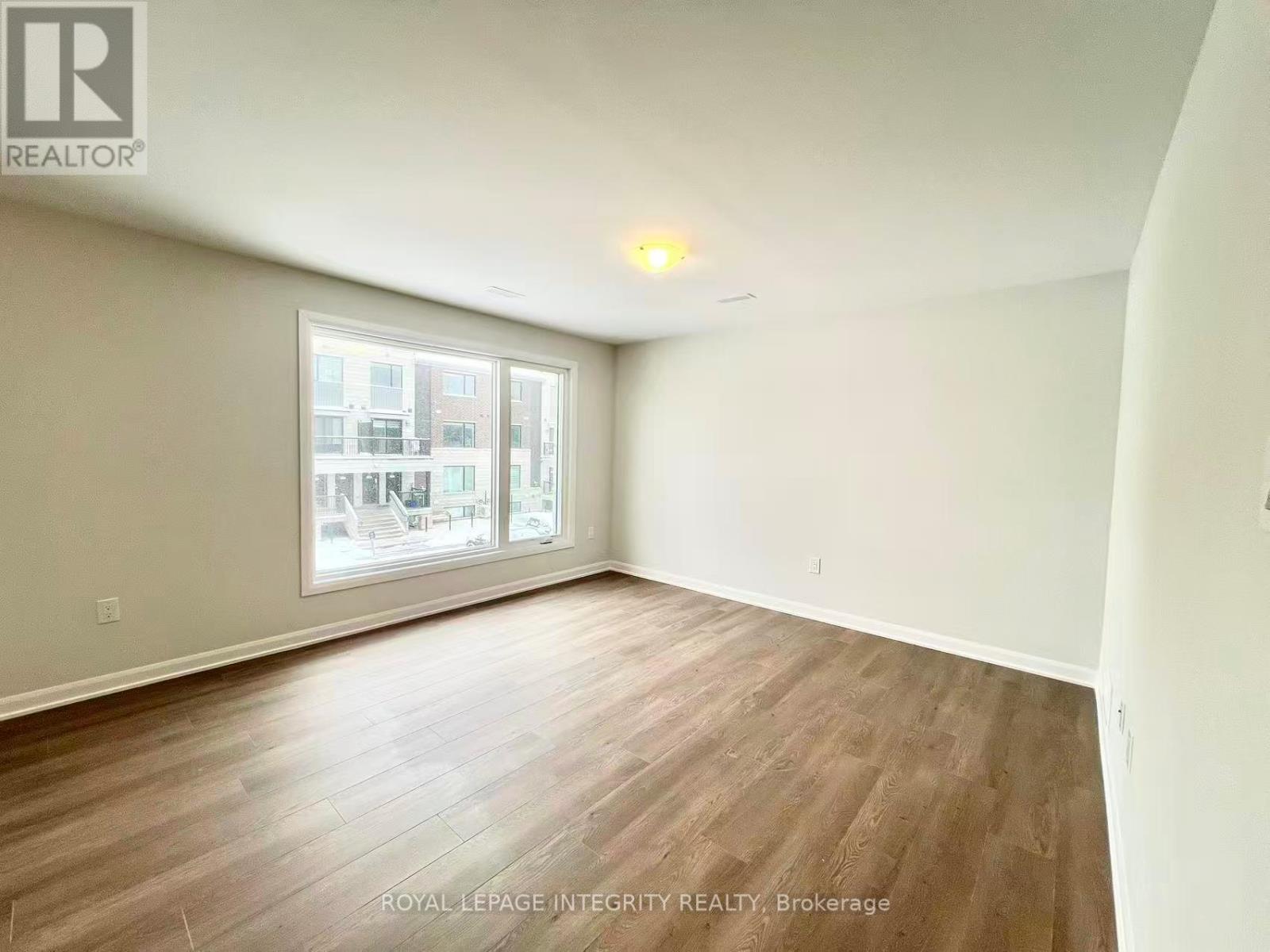 1120 Creekway Private, Ottawa, Ontario  K2T 0S9 - Photo 7 - X12617432