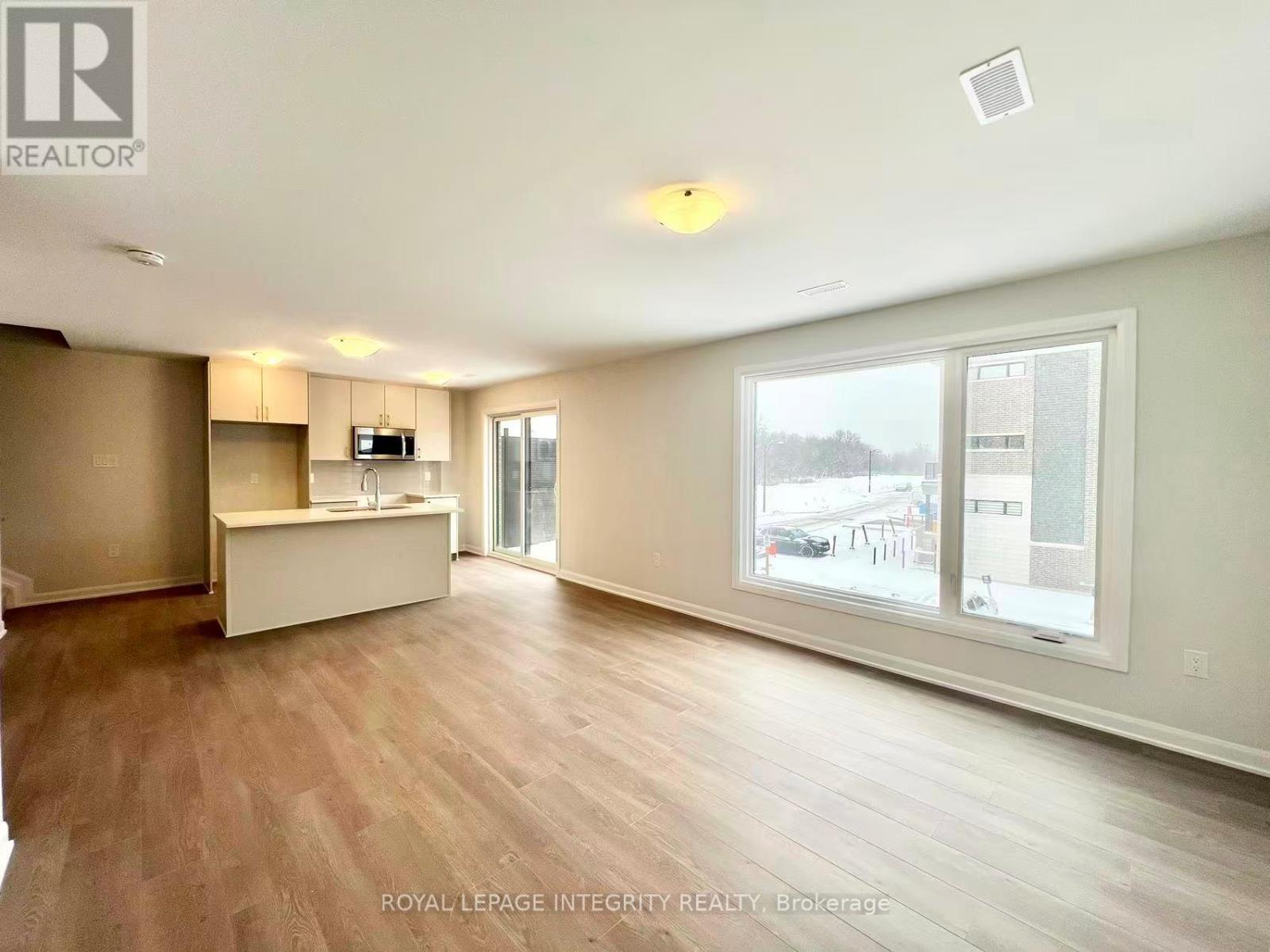 1120 Creekway Private, Ottawa, Ontario  K2T 0S9 - Photo 9 - X12617432