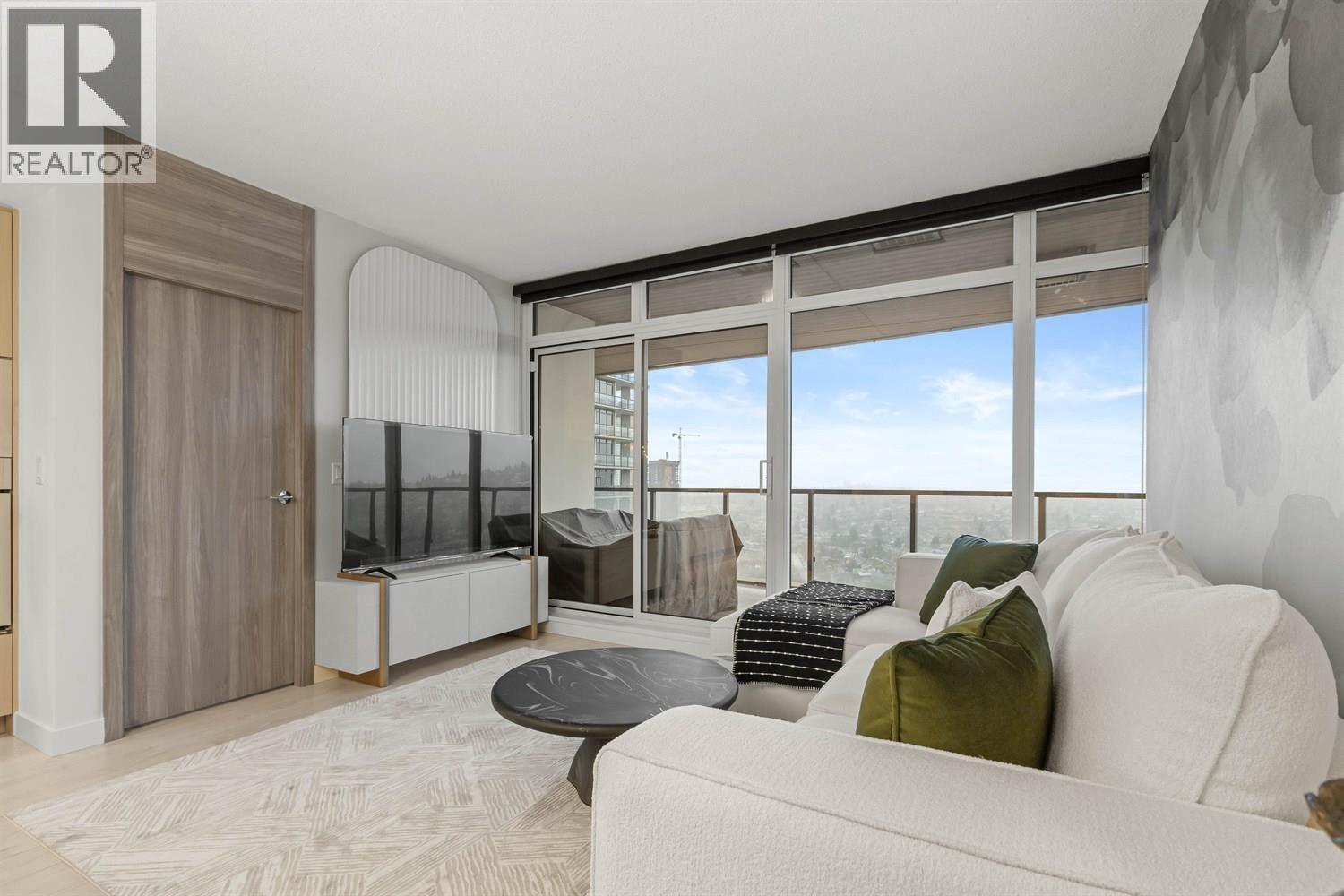 3203 4880 Lougheed Highway, Burnaby, British Columbia  V5C 0N1 - Photo 2 - R3073269