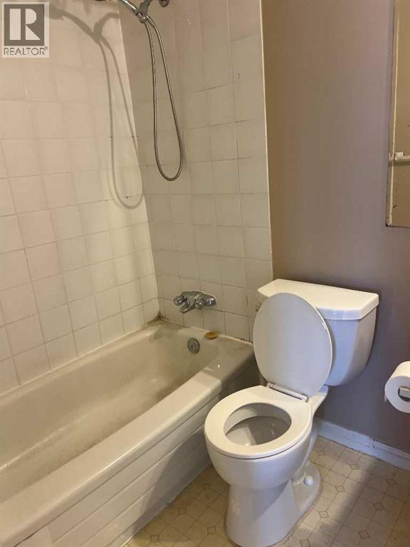 201, 6825 Centre Street Nw, Calgary, Alberta  T2K 5C4 - Photo 2 - A2273472