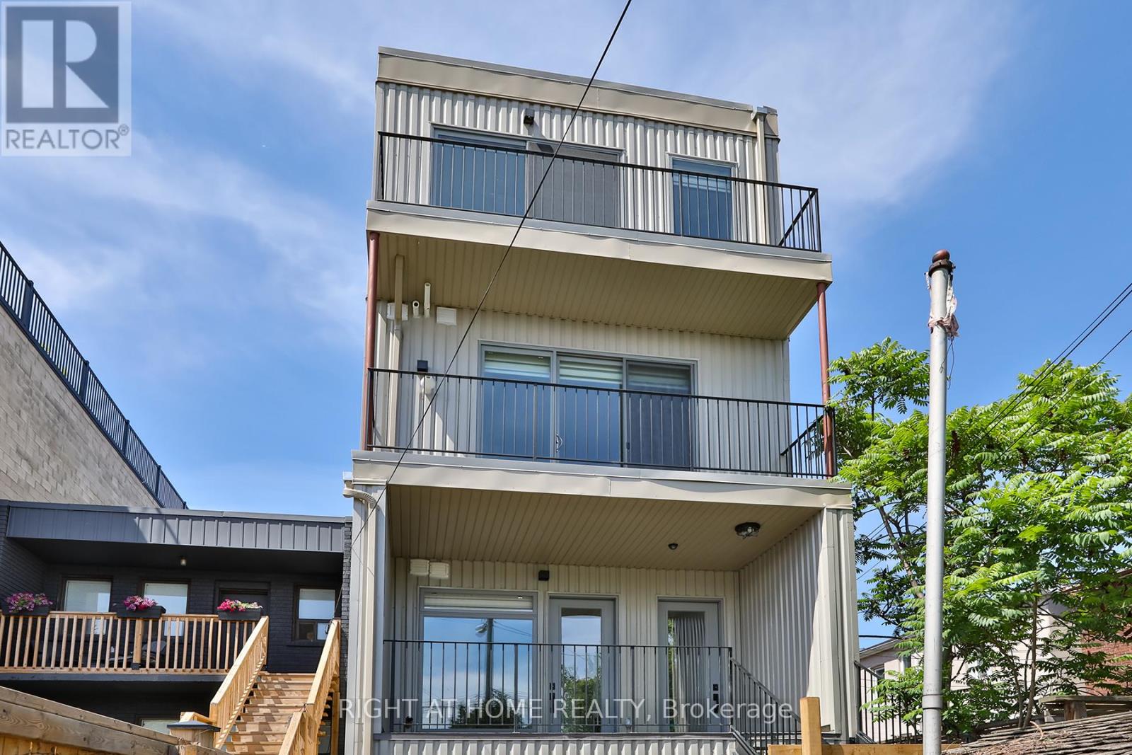 Unit 2 - 1169 Davenport Road, Toronto, Ontario  M6H 2G6 - Photo 2 - C12617418