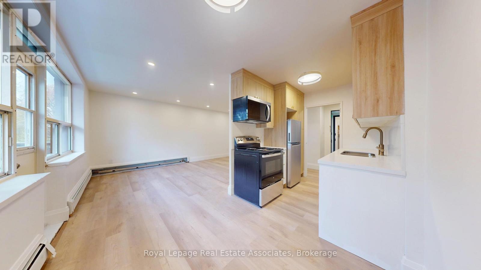 23 - 1 Marquette Avenue, Toronto, Ontario  M6A 1X8 - Photo 6 - C12617430