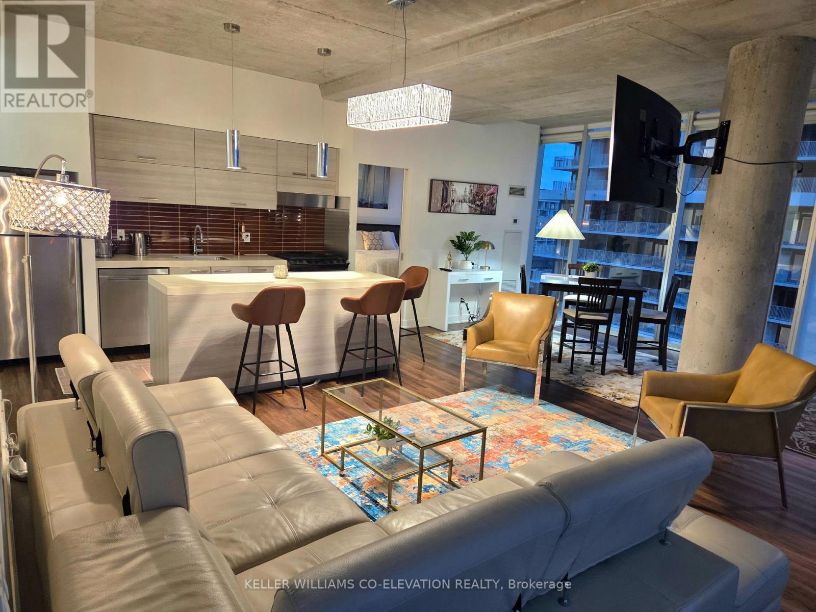 1305 - 552 Wellington Street, Toronto, Ontario  M5V 2V1 - Photo 7 - C12613978