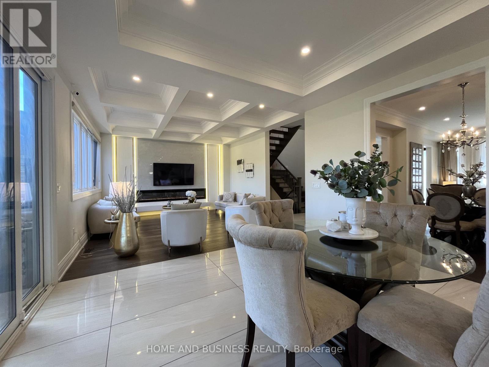 115 Russell Drive, Oakville, Ontario  L6H 1L4 - Photo 23 - W12554920