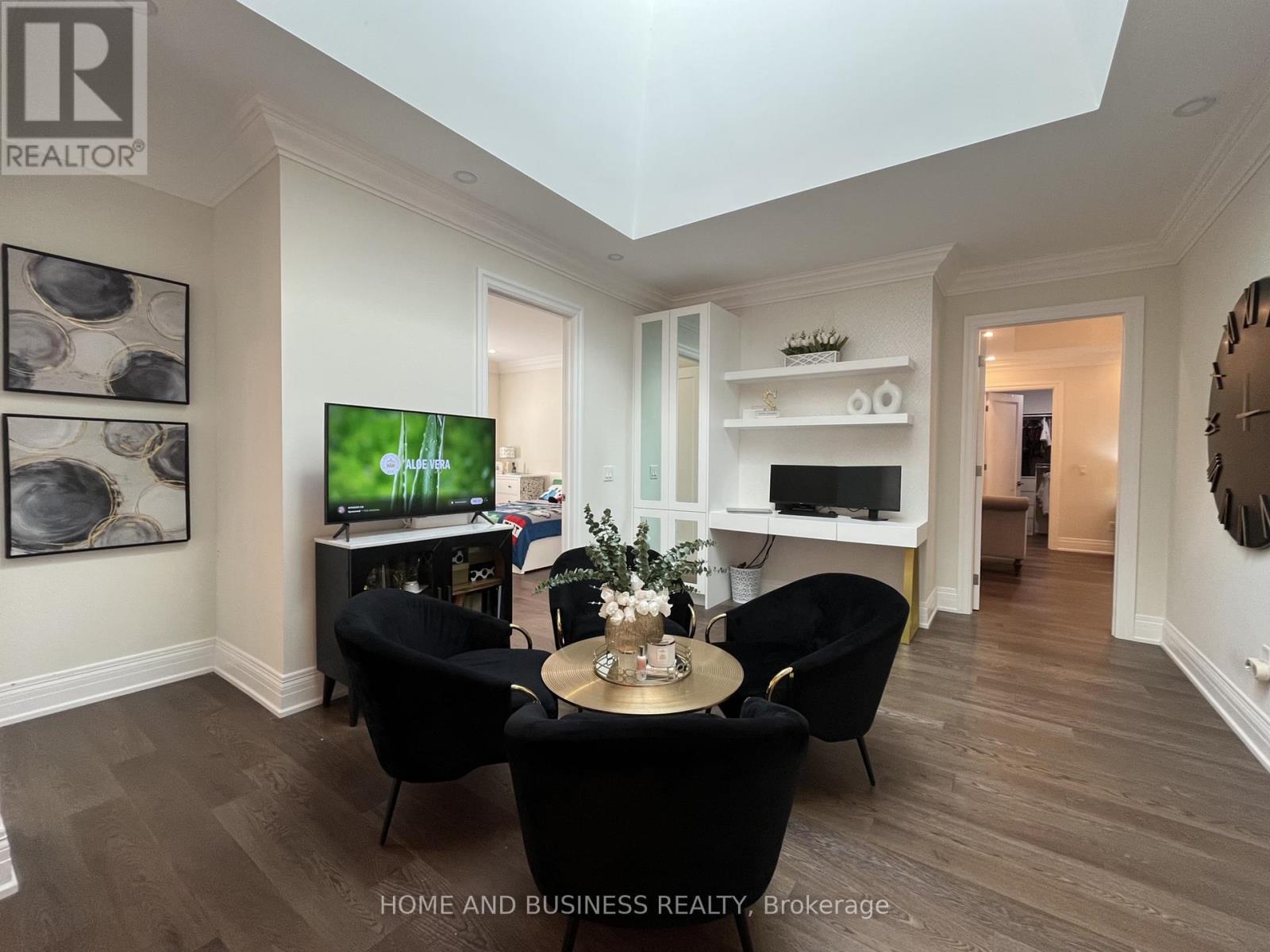 115 Russell Drive, Oakville, Ontario  L6H 1L4 - Photo 29 - W12554920