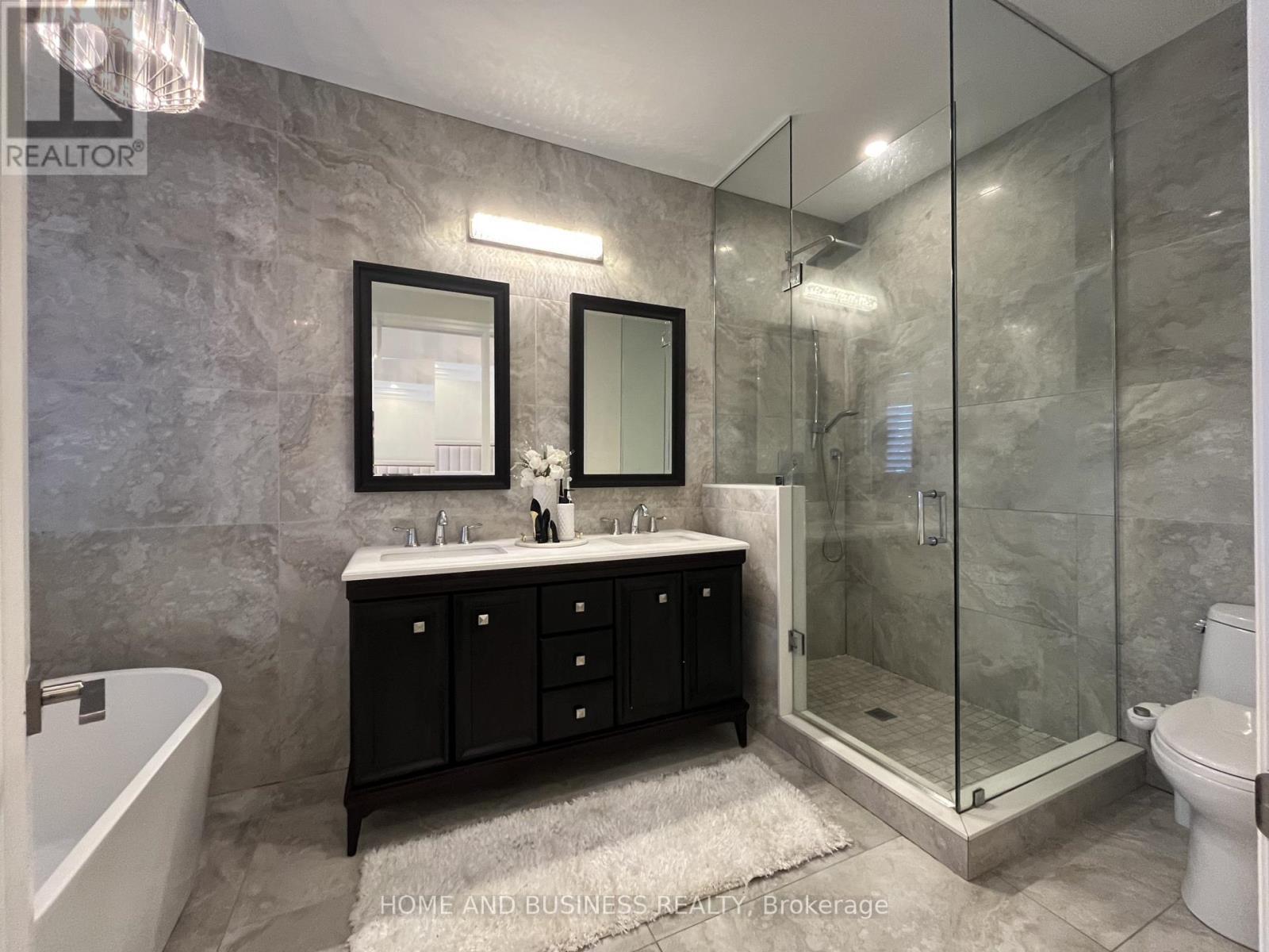 115 Russell Drive, Oakville, Ontario  L6H 1L4 - Photo 45 - W12554920