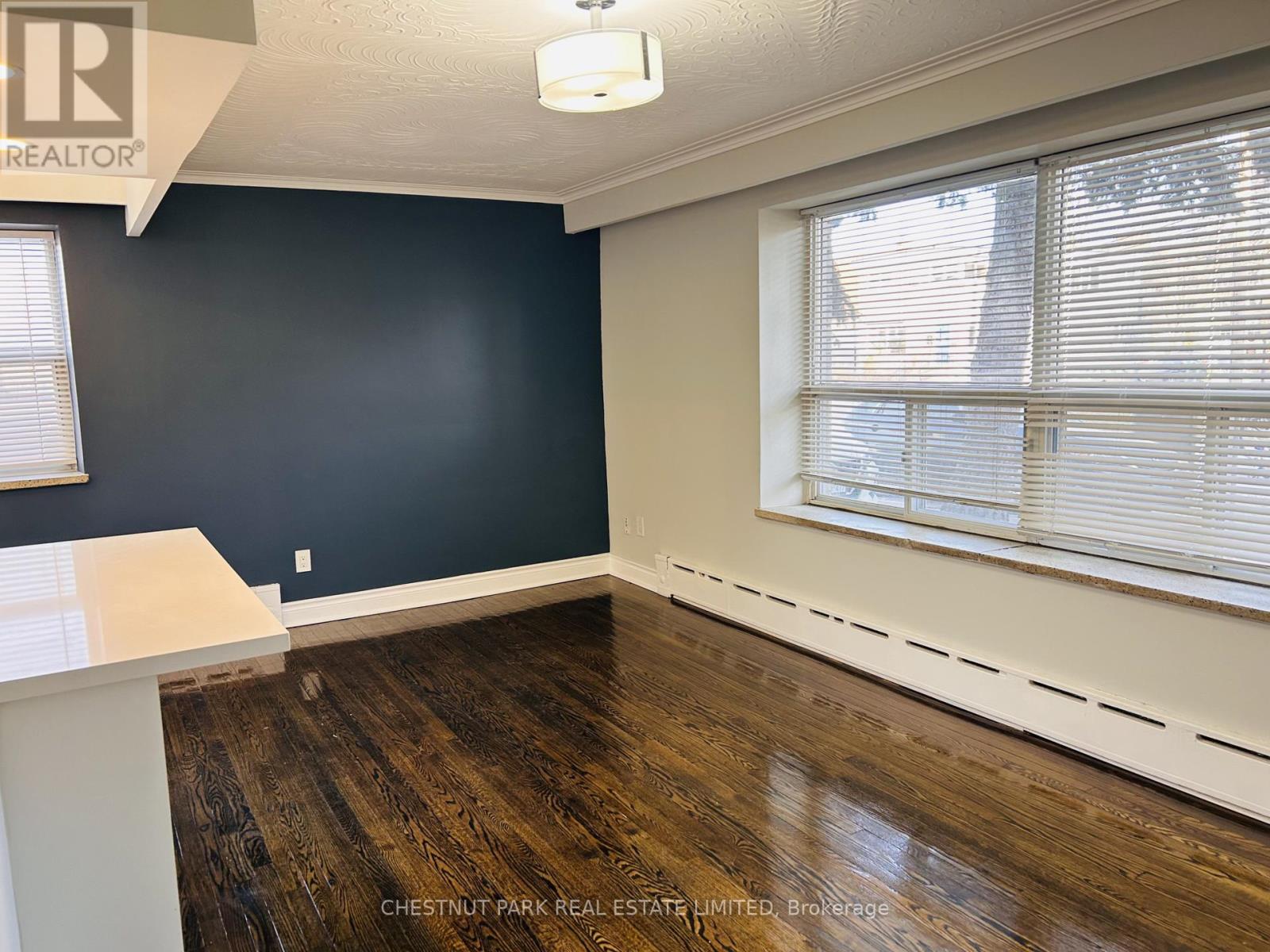 6 - 2 Superior Avenue, Toronto, Ontario  M8V 2M1 - Photo 3 - W12617436