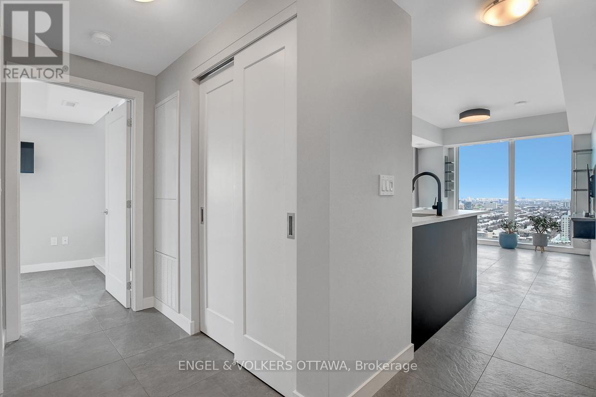 3201 - 805 Carling Avenue, Ottawa, Ontario  K1S 5W9 - Photo 3 - X12617454