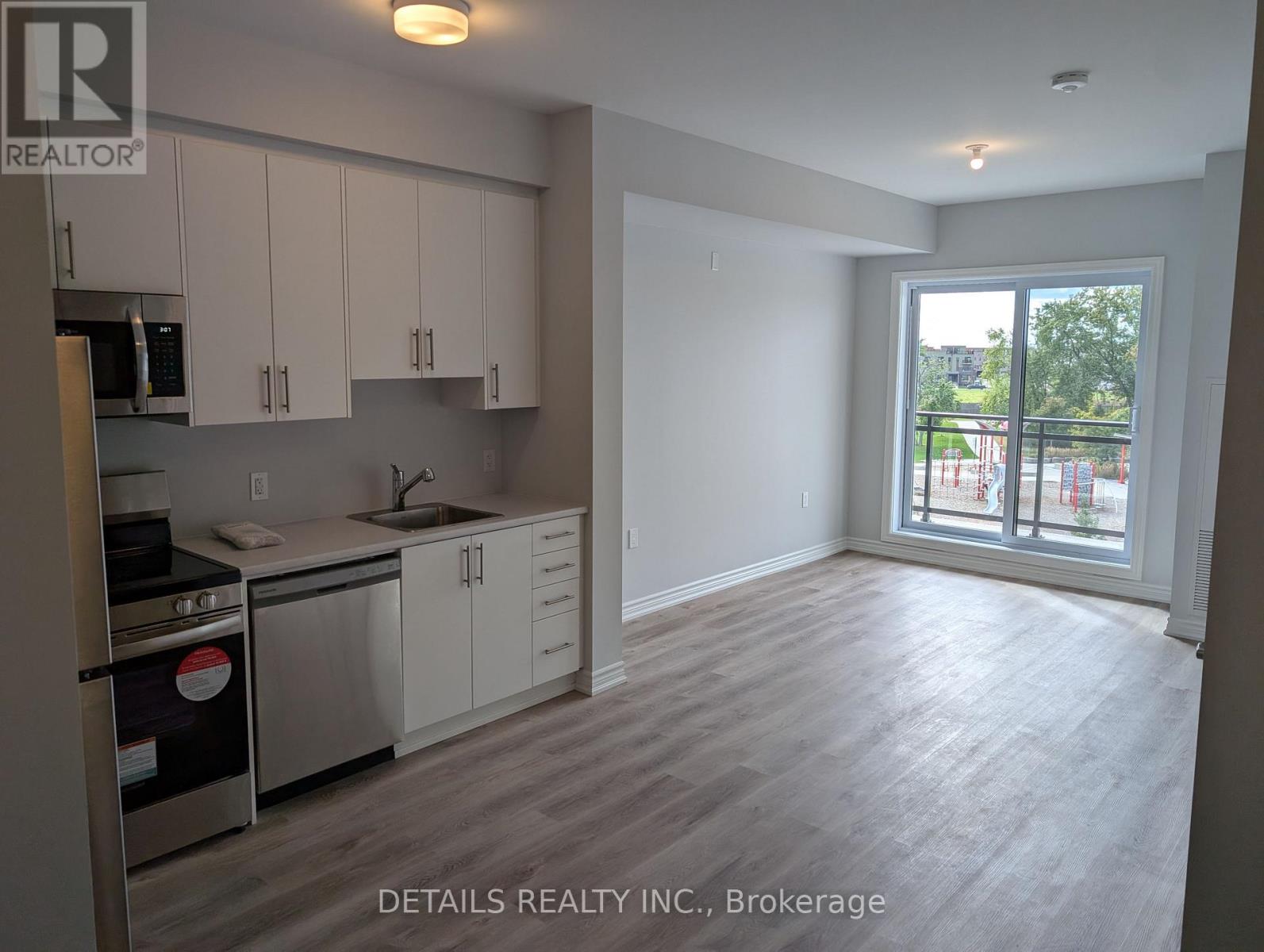 307 - 397 Codds Road, Ottawa, Ontario  K1K 5C7 - Photo 3 - X12617468