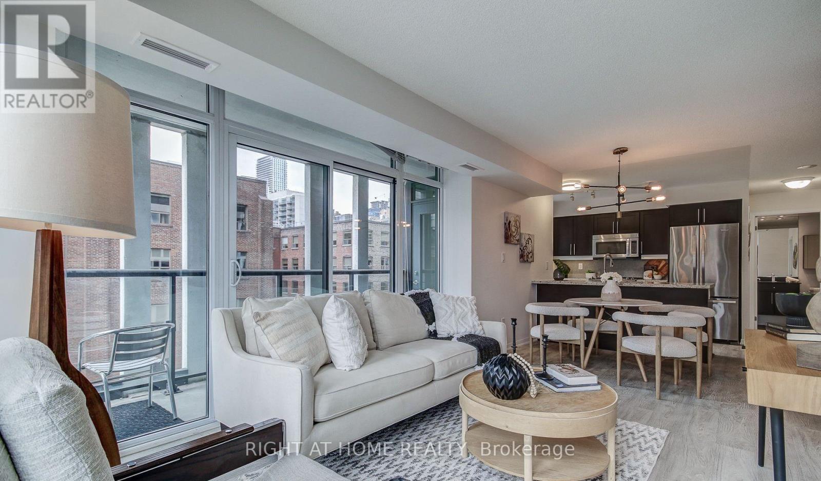 606 - 400 Adelaide Street E, Toronto, Ontario M5A 4S3 - Photo 13 - C12471772