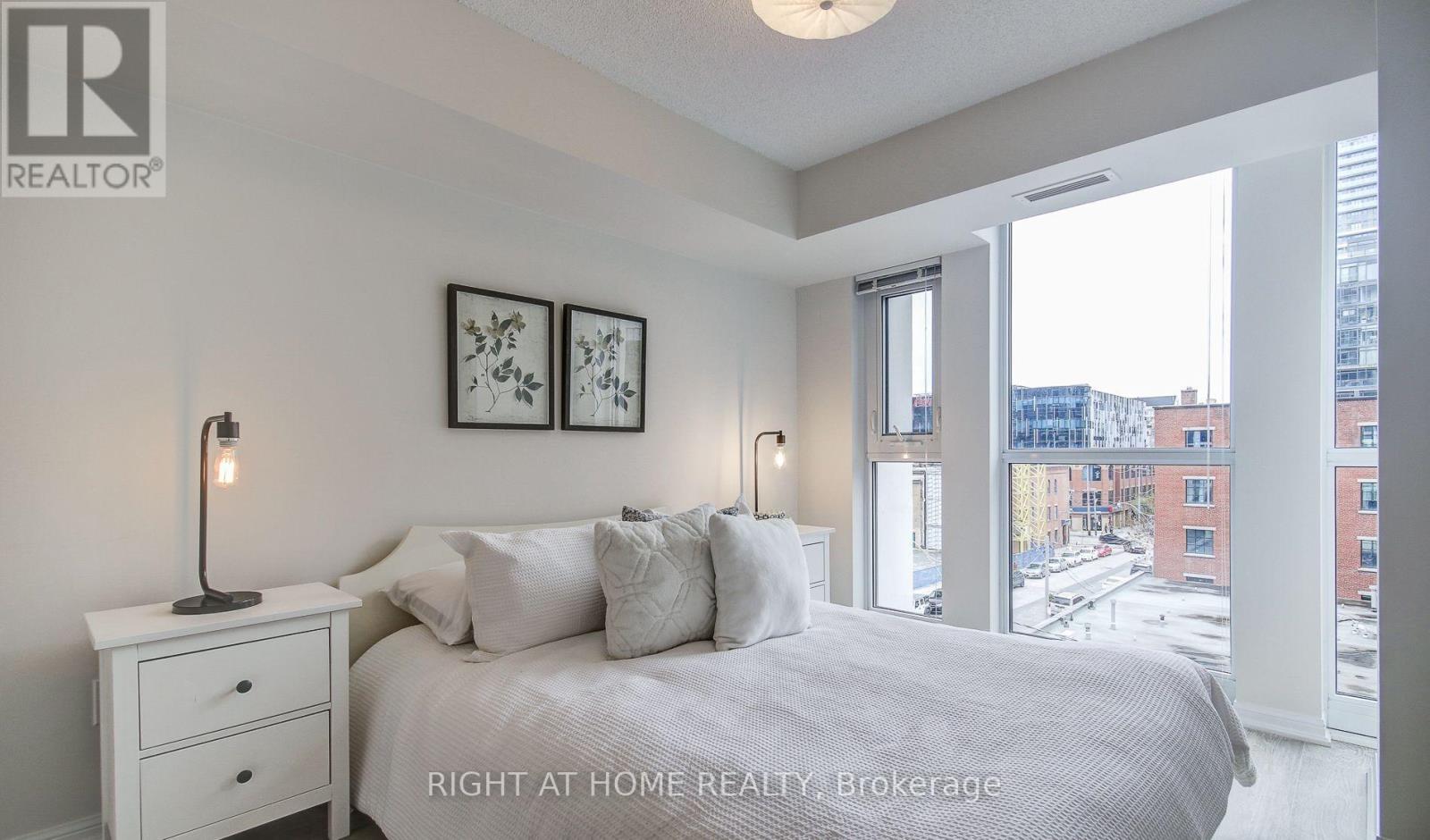 606 - 400 Adelaide Street E, Toronto, Ontario M5A 4S3 - Photo 14 - C12471772