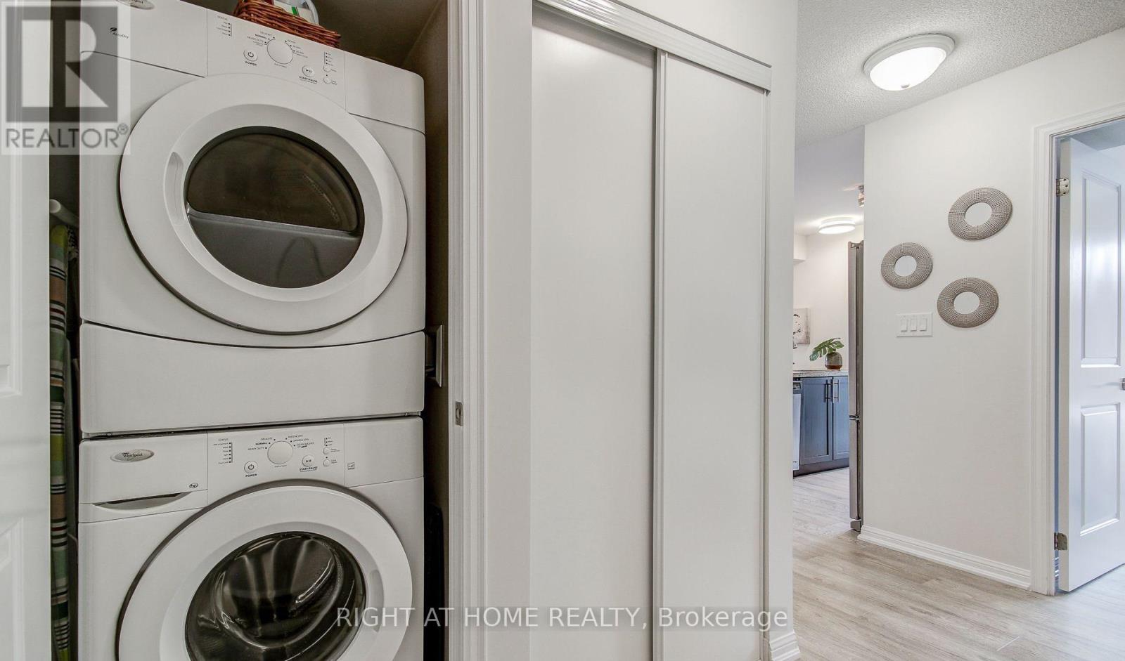 606 - 400 Adelaide Street E, Toronto, Ontario M5A 4S3 - Photo 16 - C12471772