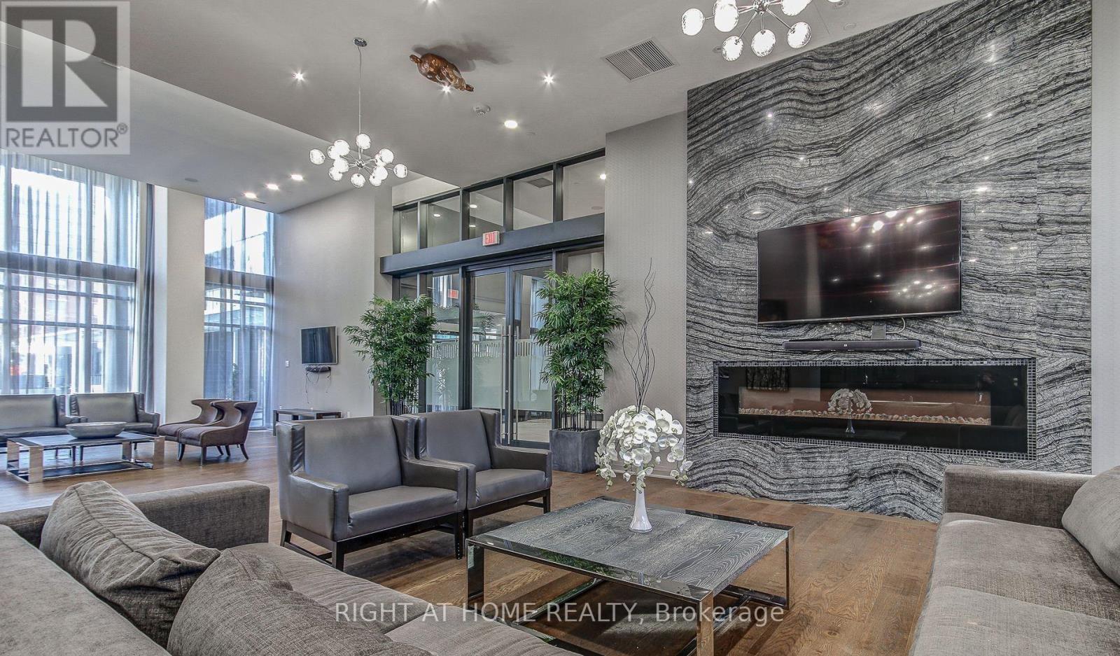 606 - 400 Adelaide Street E, Toronto, Ontario M5A 4S3 - Photo 21 - C12471772