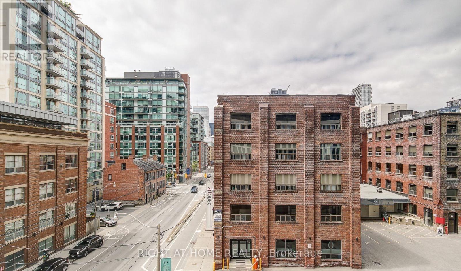 606 - 400 Adelaide Street E, Toronto, Ontario M5A 4S3 - Photo 18 - C12471772