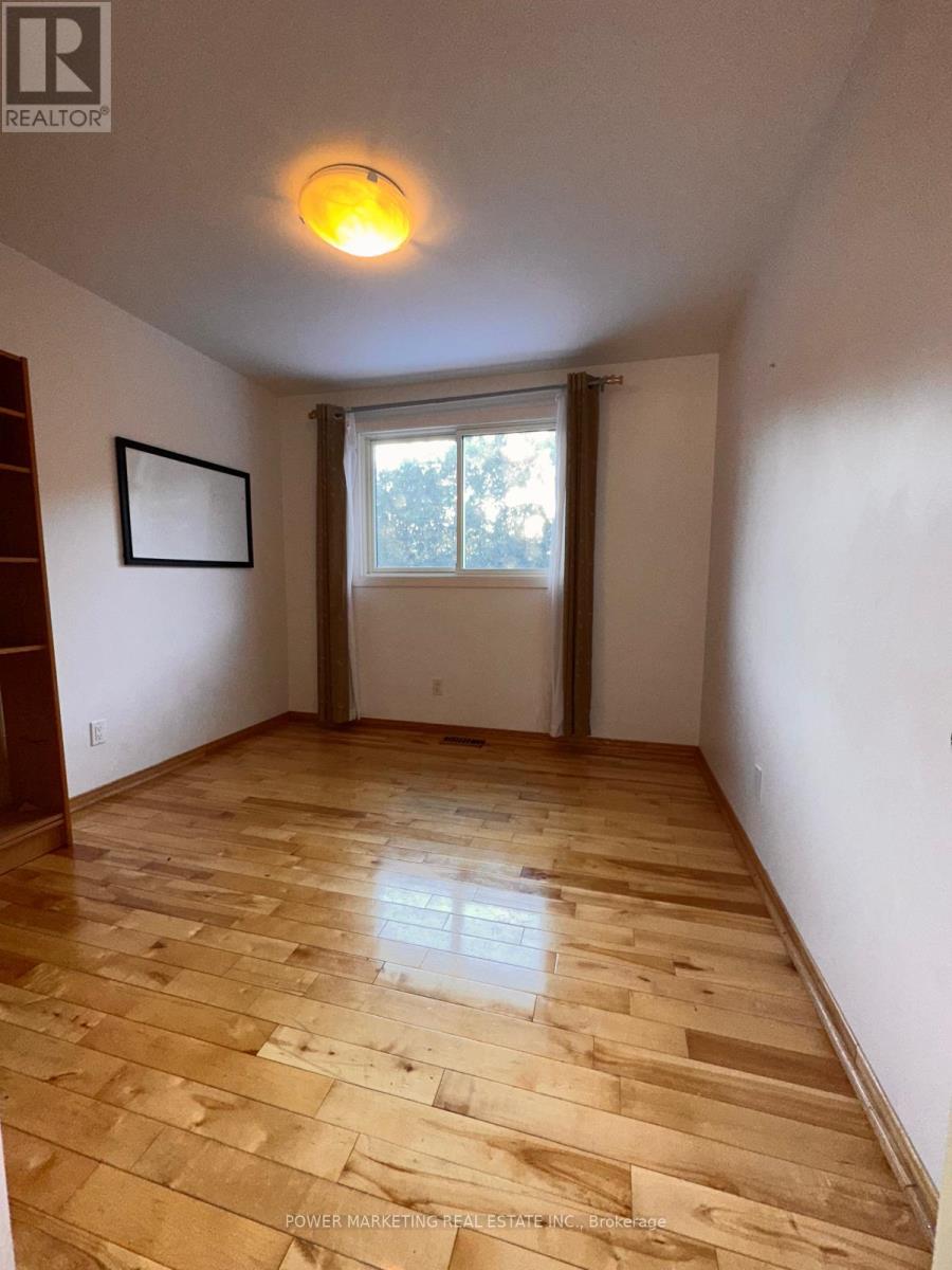 19 Brydon Court, Ottawa, Ontario  K2G 4A6 - Photo 13 - X12599974