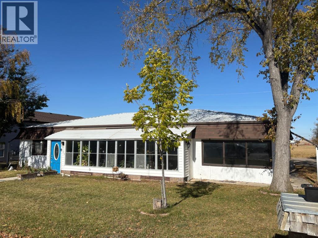 409 1 Avenue S, Coutts, Alberta