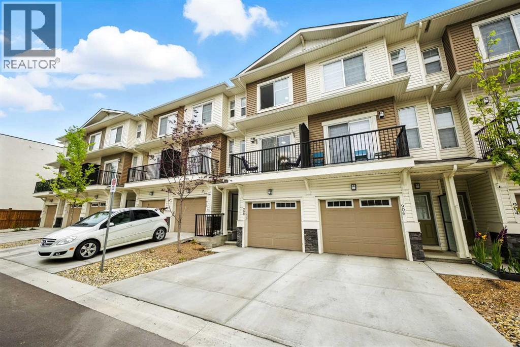 908 Sage Hill Grove NW, Calgary, Alberta