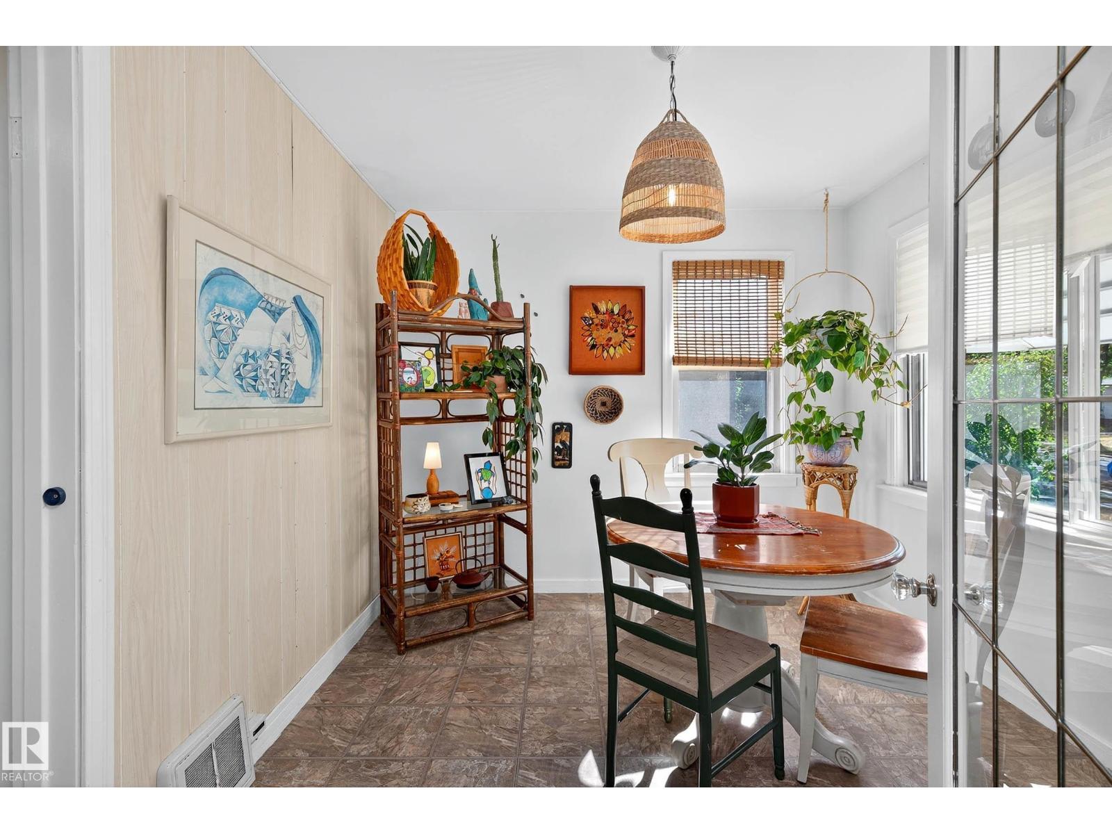 12315 103 St Nw, Edmonton, Alberta T5G 2K4 - Photo 14 - E4460302