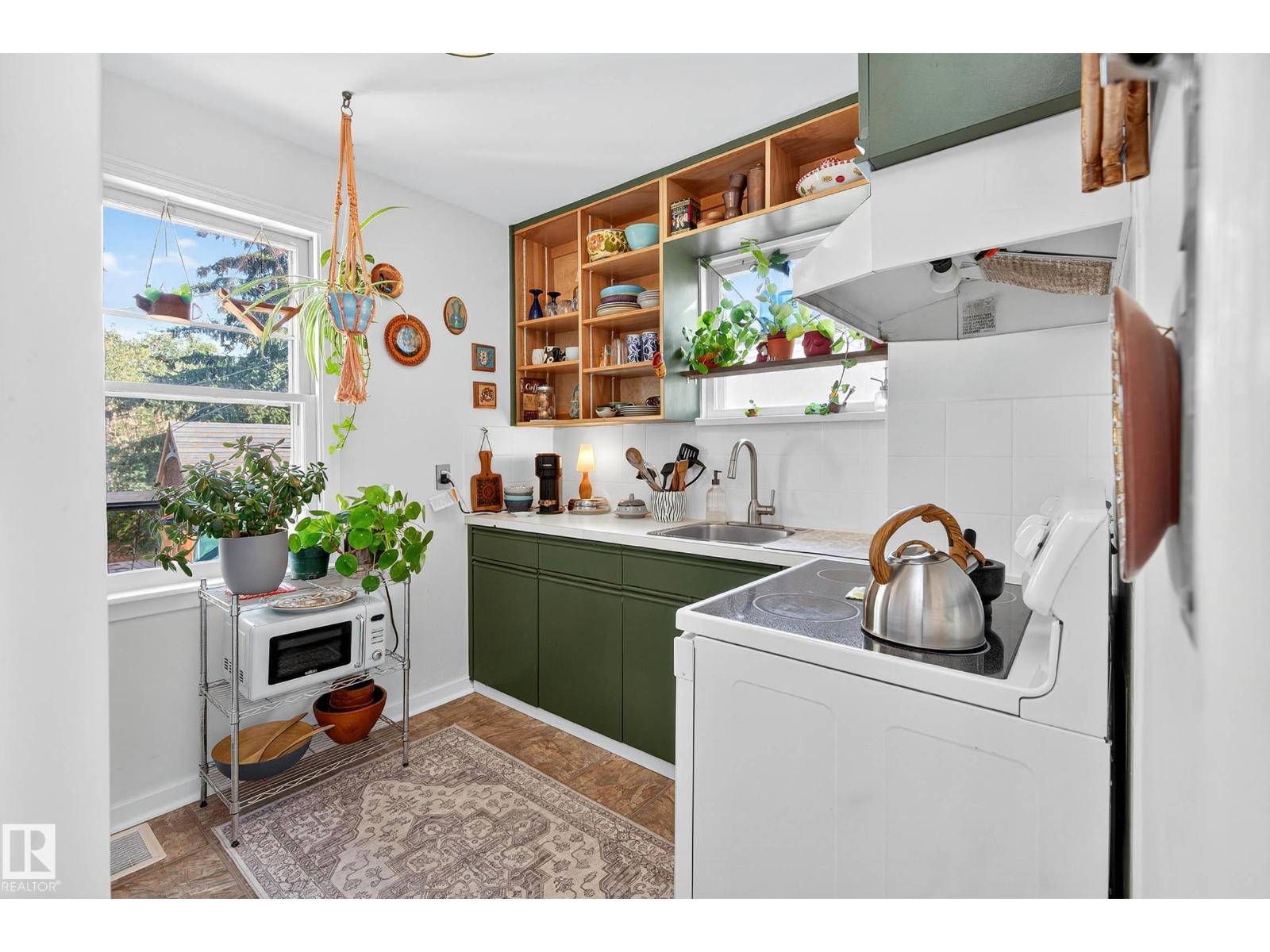 12315 103 St Nw, Edmonton, Alberta T5G 2K4 - Photo 6 - E4460302