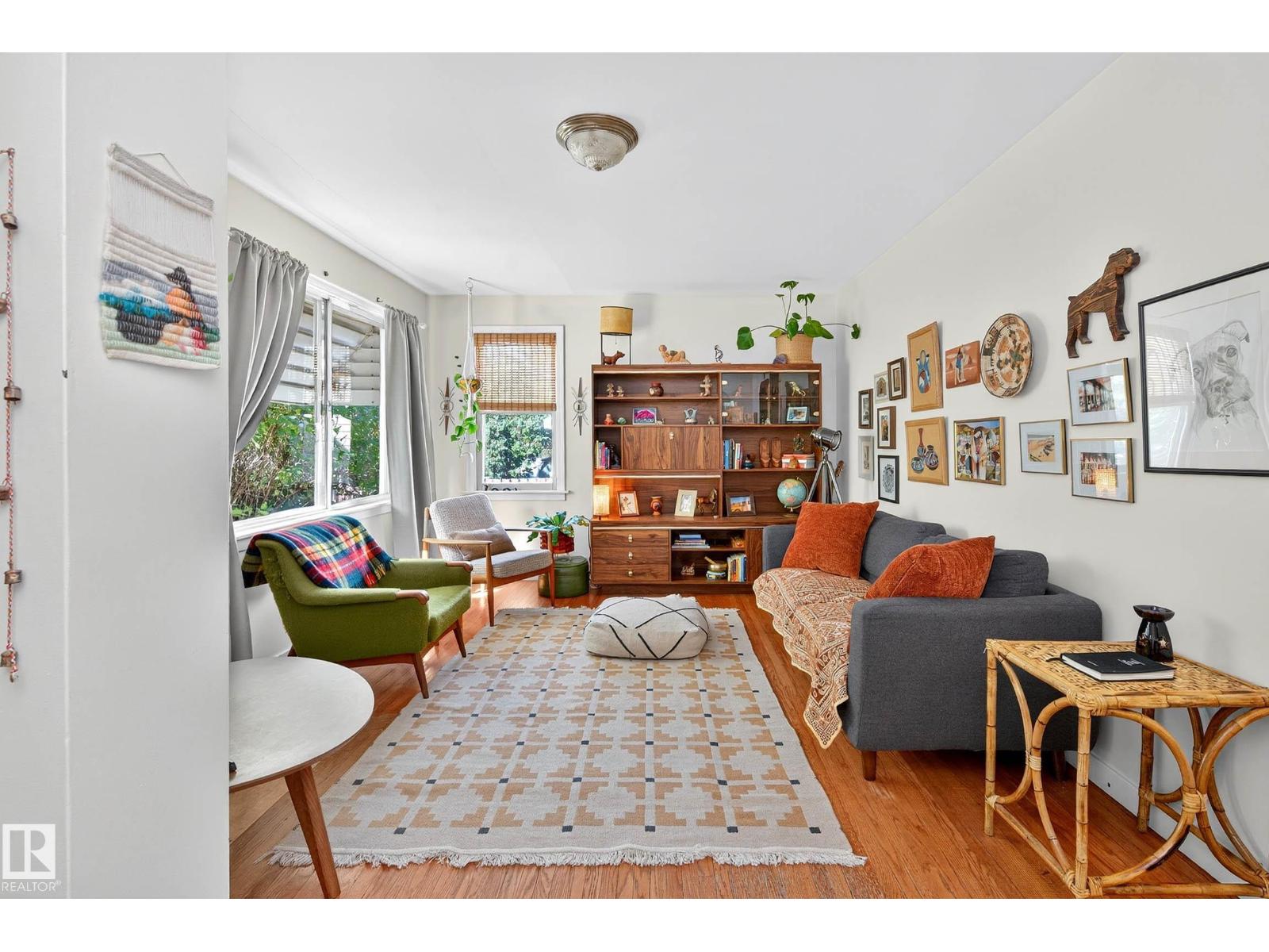 12315 103 St Nw, Edmonton, Alberta T5G 2K4 - Photo 2 - E4460302