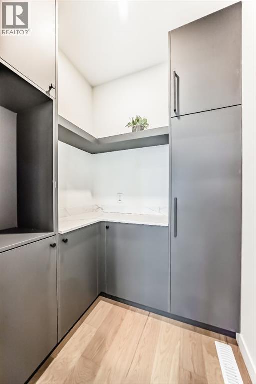 1654 37 Avenue Sw, Calgary, Alberta  T2T 2H5 - Photo 18 - A2273305