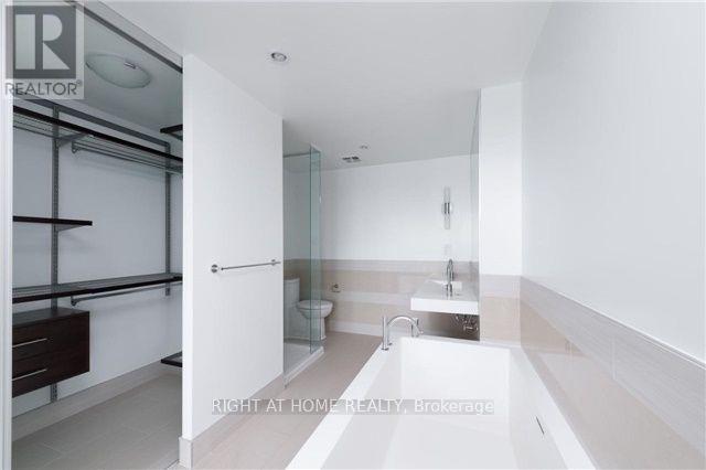 3201 - 390 Cherry Street, Toronto, Ontario M5A 0E2 - Photo 6 - C12423836