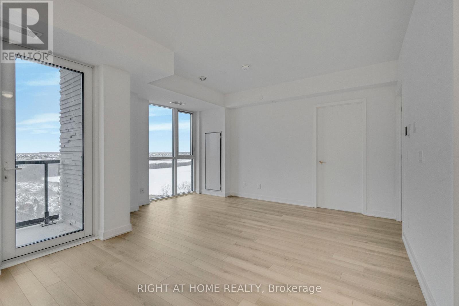 709 - 3071 Trafalgar Road, Oakville, Ontario  L6H 6K7 - Photo 10 - W12617446