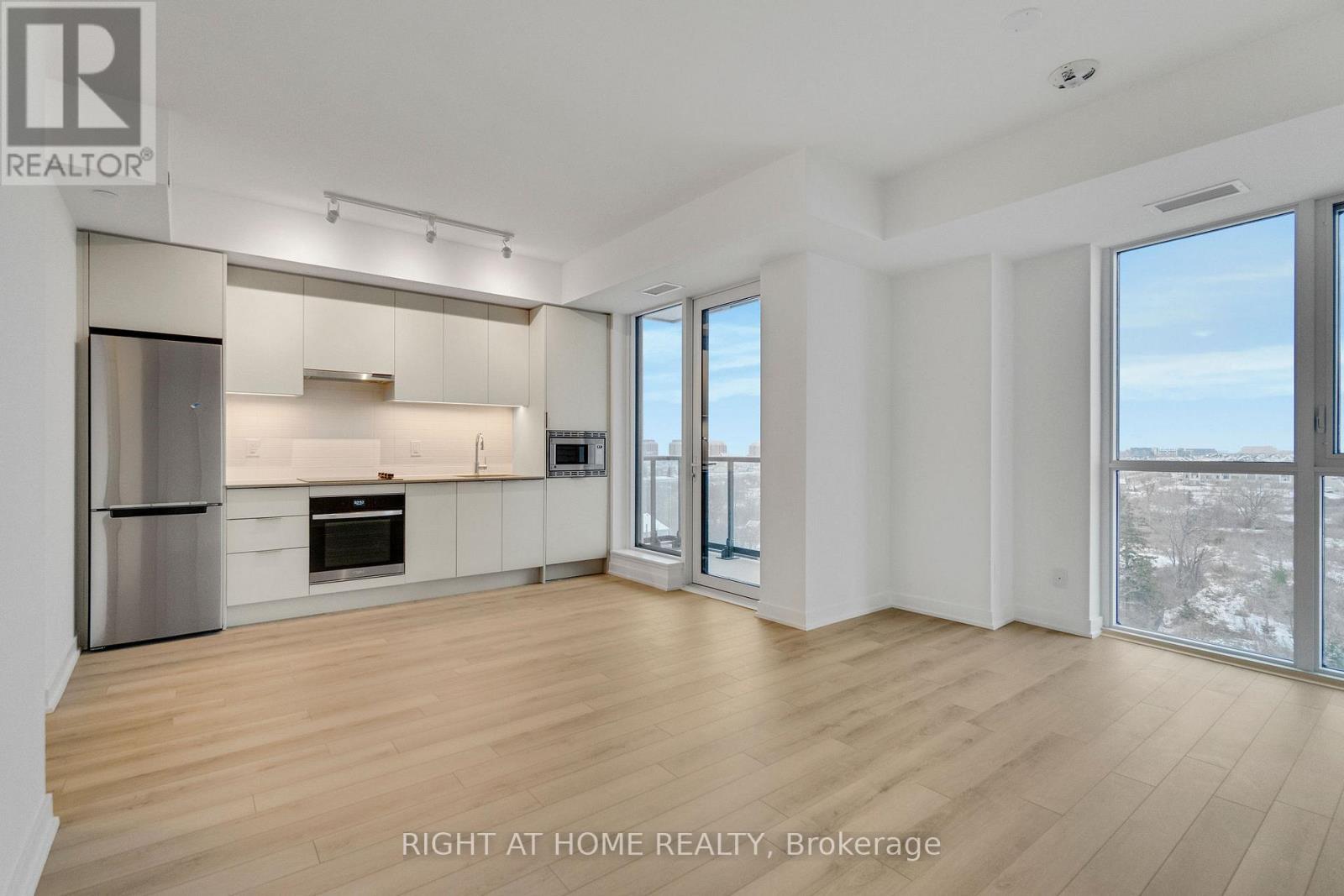 709 - 3071 Trafalgar Road, Oakville, Ontario  L6H 6K7 - Photo 11 - W12617446