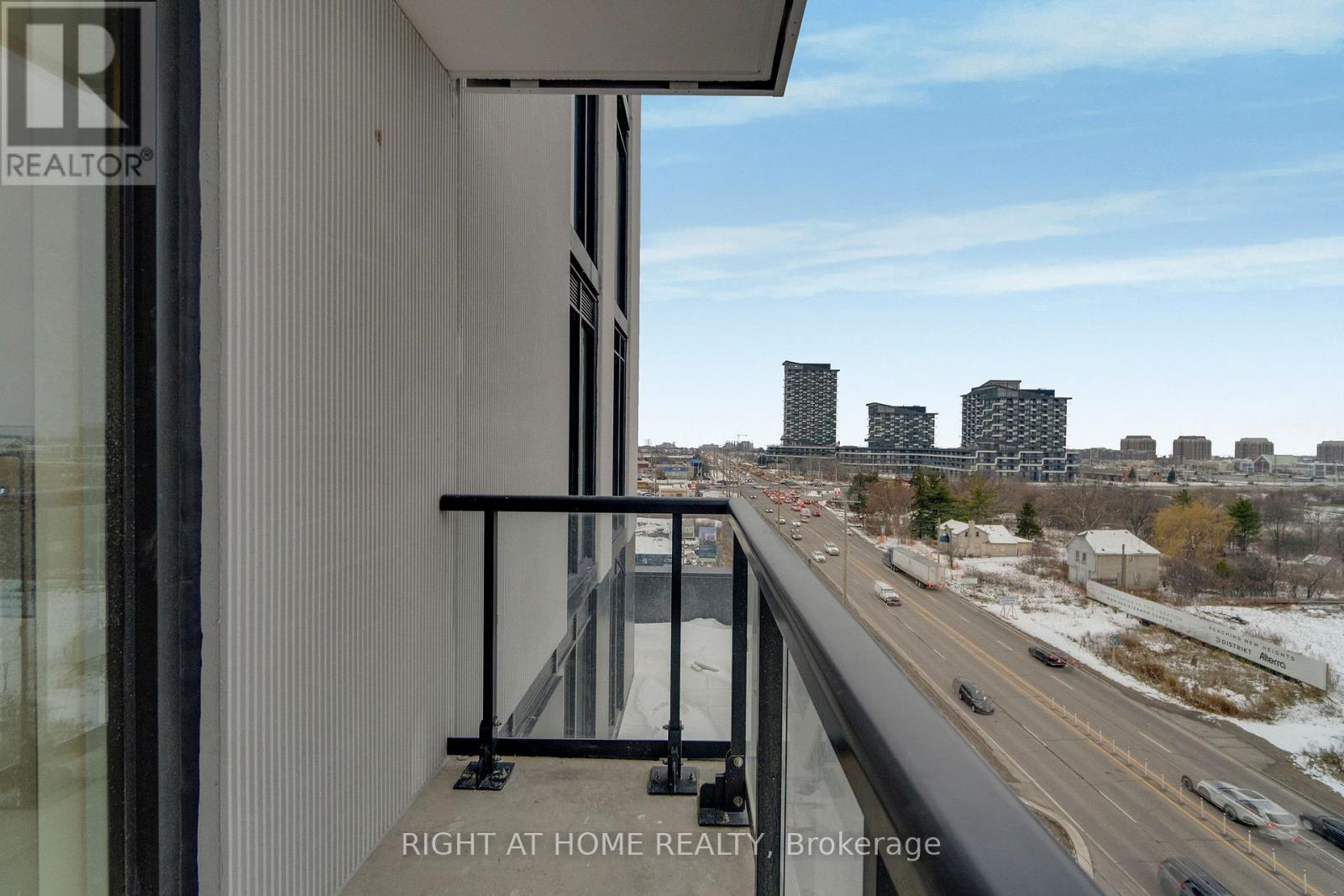 709 - 3071 Trafalgar Road, Oakville, Ontario  L6H 6K7 - Photo 24 - W12617446