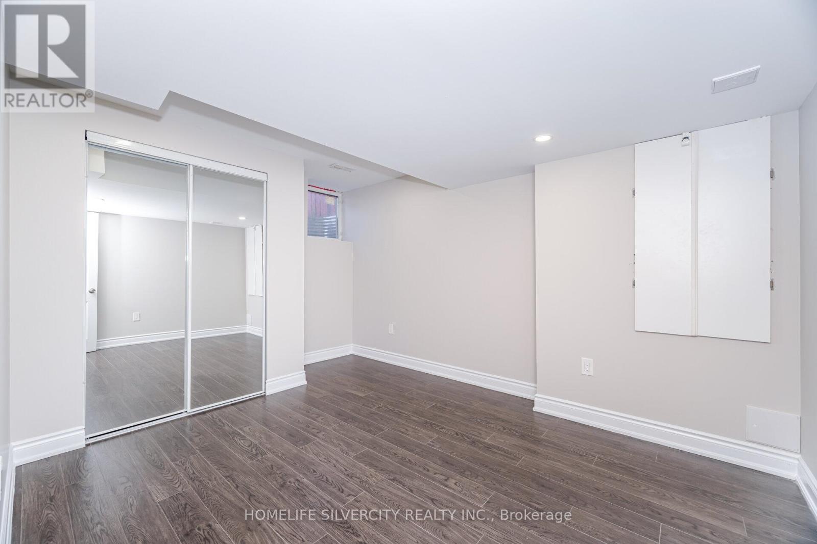 105 Aylesbury Drive, Brampton, Ontario L7A 0W6 - Photo 32 - W12617450