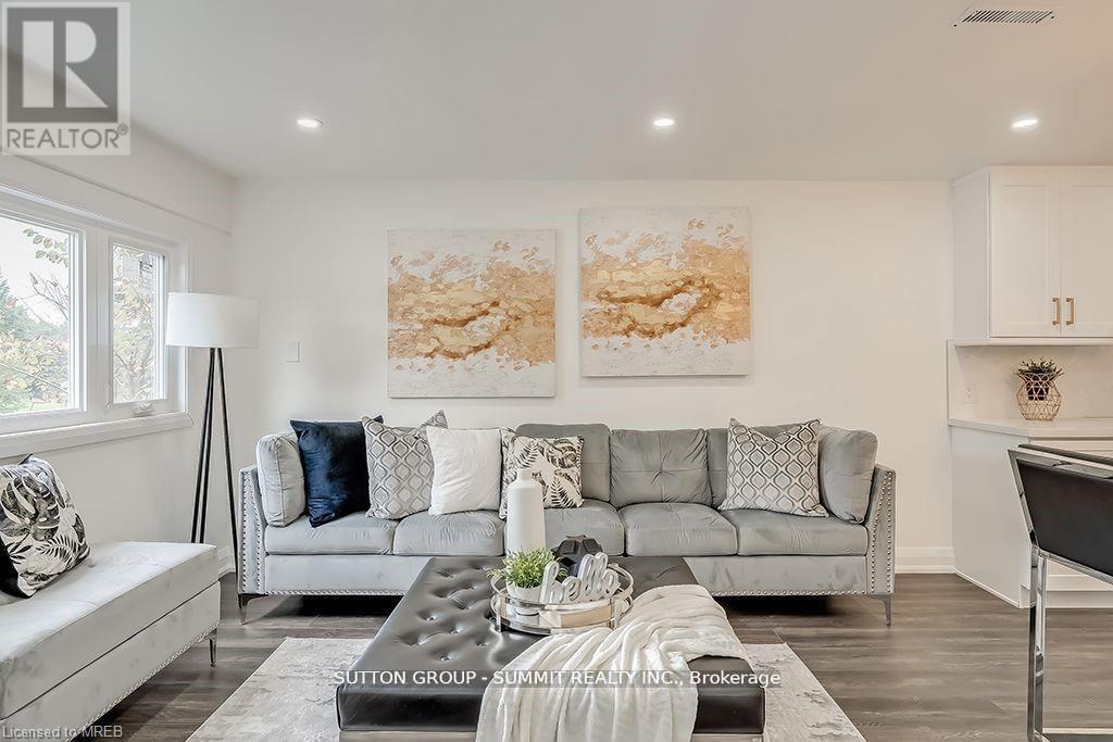 16 Upper Canada Drive, Kitchener, Ontario N2P 1E5 - Photo 7 - X12617460