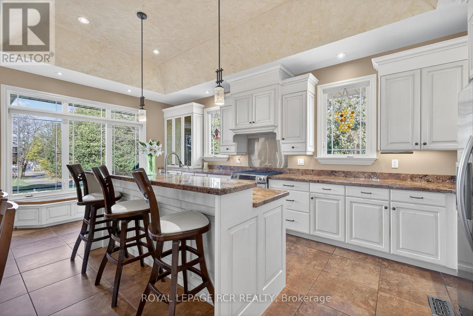 181 Queen Street S, New Tecumseth, Ontario  L0G 1W0 - Photo 13 - N12519286