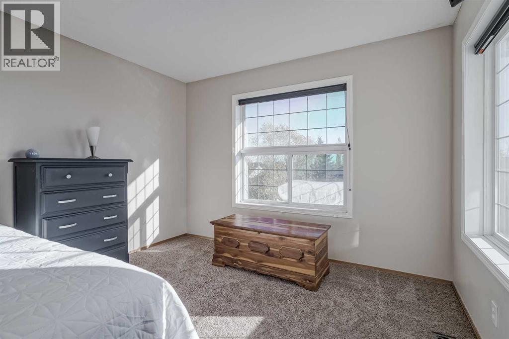 8 Everstone Rise Sw, Calgary, Alberta  T2Y 4M3 - Photo 24 - A2265961