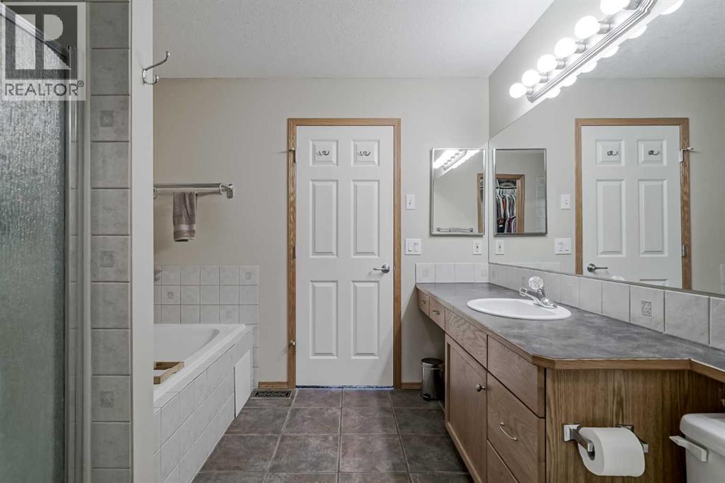 8 Everstone Rise Sw, Calgary, Alberta  T2Y 4M3 - Photo 26 - A2265961