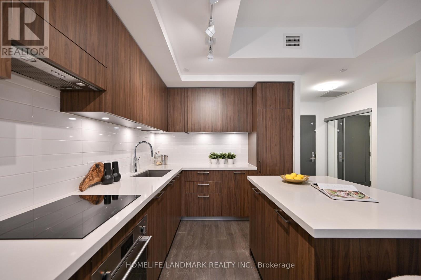 814 - 33 Frederick Todd Way, Toronto, Ontario  M4G 0C9 - Photo 8 - C12617496