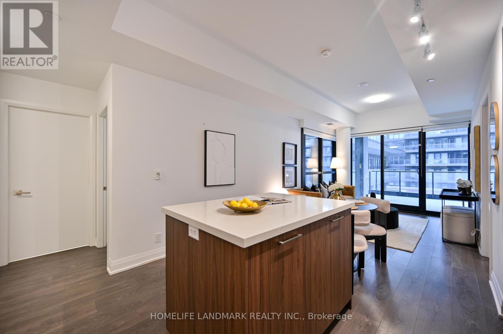 814 - 33 Frederick Todd Way, Toronto, Ontario  M4G 0C9 - Photo 9 - C12617496