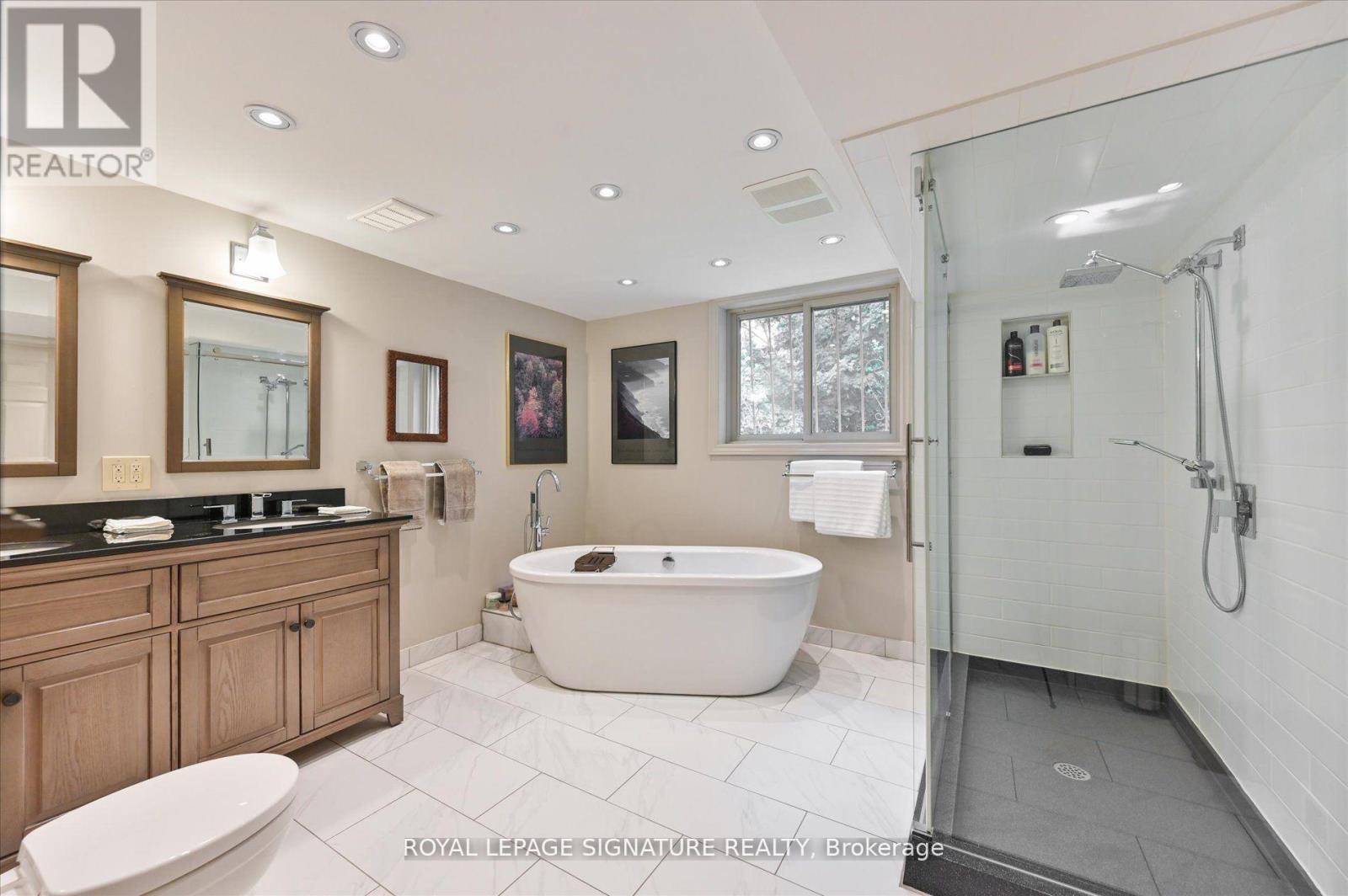 3417 Sanderling Crescent, Mississauga, Ontario  L5L 3P4 - Photo 33 - W12096685