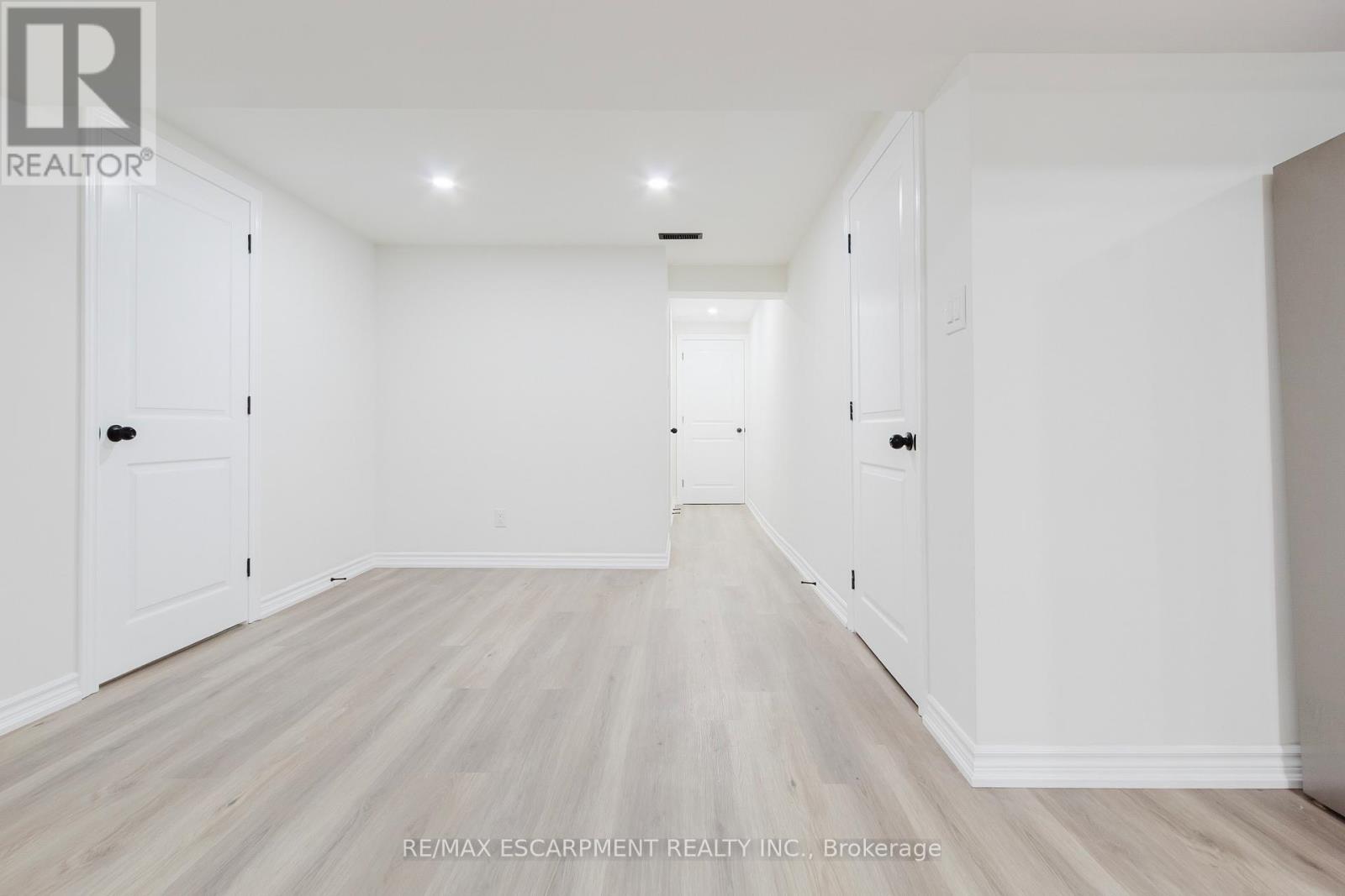 Lower - 211 Green Road, Hamilton, Ontario  L8K 2A4 - Photo 19 - X12617506