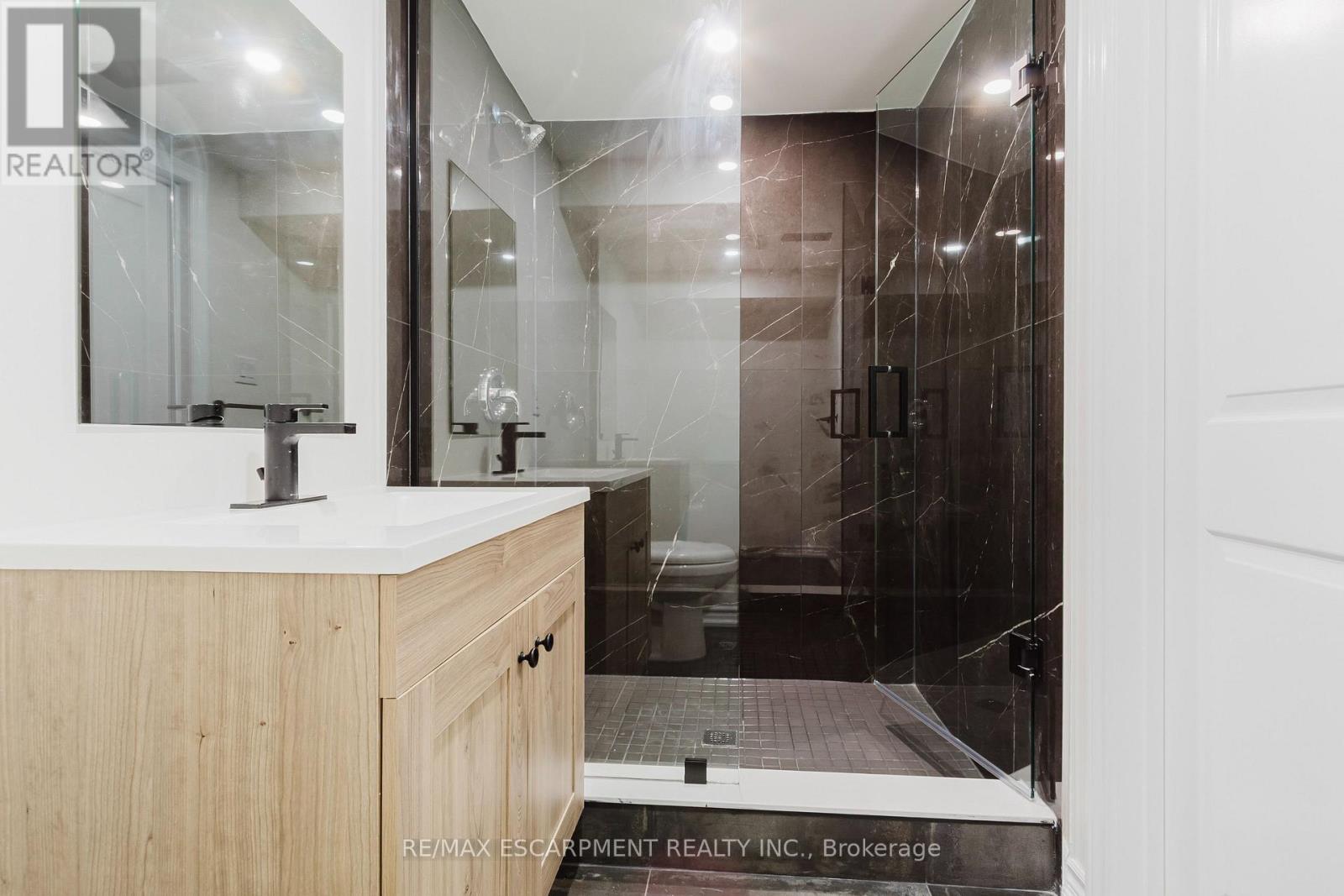 Lower - 211 Green Road, Hamilton, Ontario  L8K 2A4 - Photo 21 - X12617506