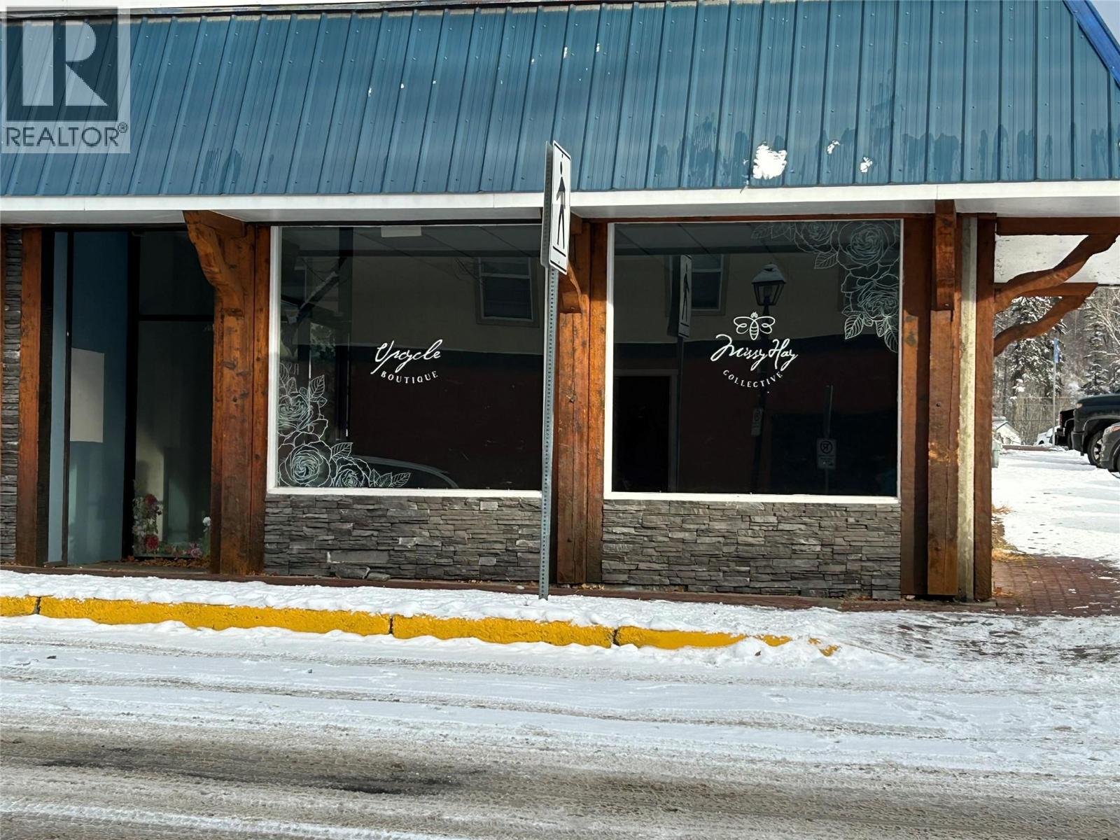 195 Howard Street, Kimberley, British Columbia V1A 2G5 - Photo 2 - 10370686