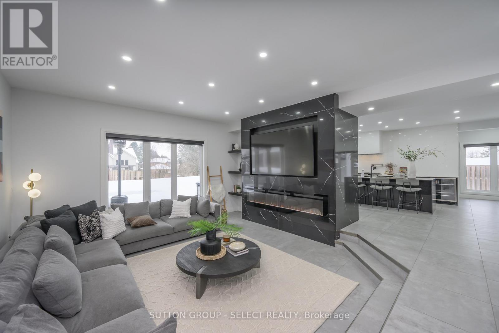 288 Windermere Court W, London North, Ontario  N6G 4J5 - Photo 16 - X12617518