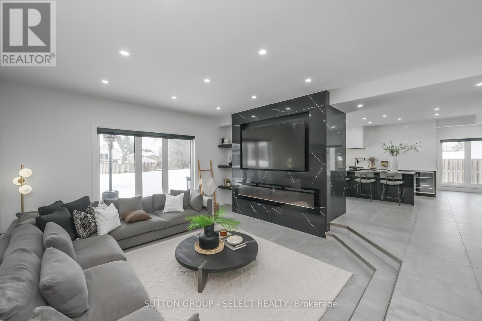 288 Windermere Court W, London North, Ontario  N6G 4J5 - Photo 7 - X12617518