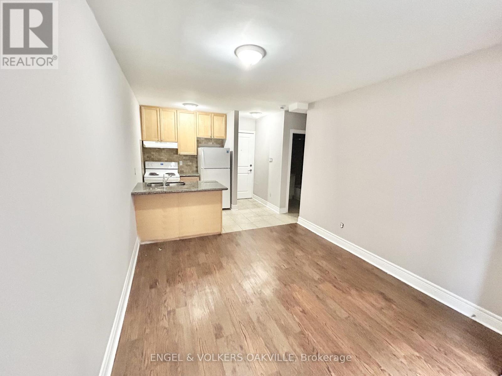 104 - 11 Thirty Third Street, Toronto, Ontario  M8W 3G7 - Photo 3 - W12604022