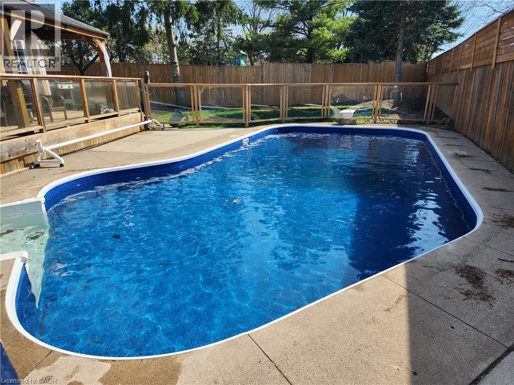 4 Cindy Court, Grimsby, Ontario  L3M 4N9 - Photo 43 - 40793320