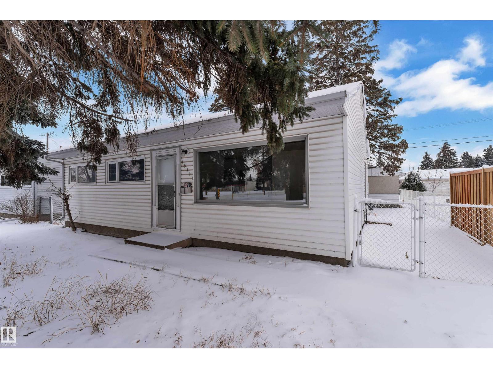 16111 109 AV NW, Edmonton, Alberta