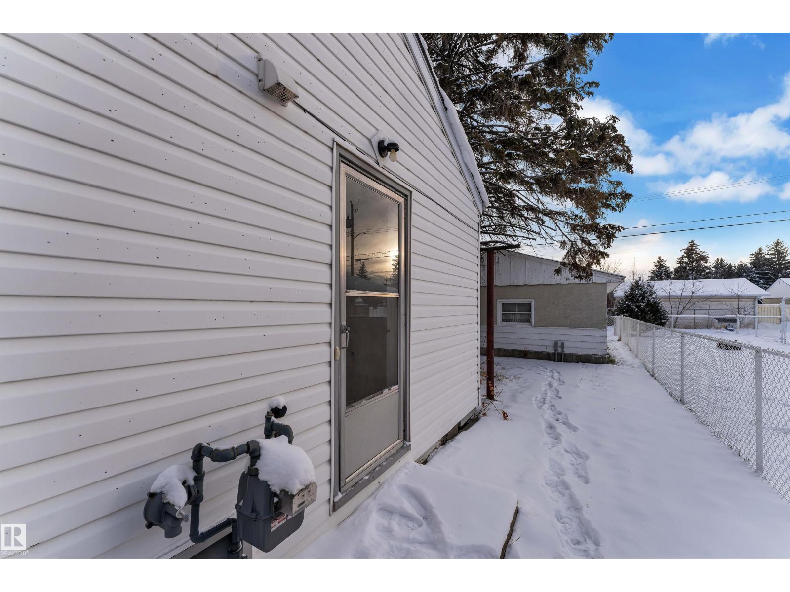 16111 109 Av Nw, Edmonton, Alberta  T5P 4E5 - Photo 5 - E4467904