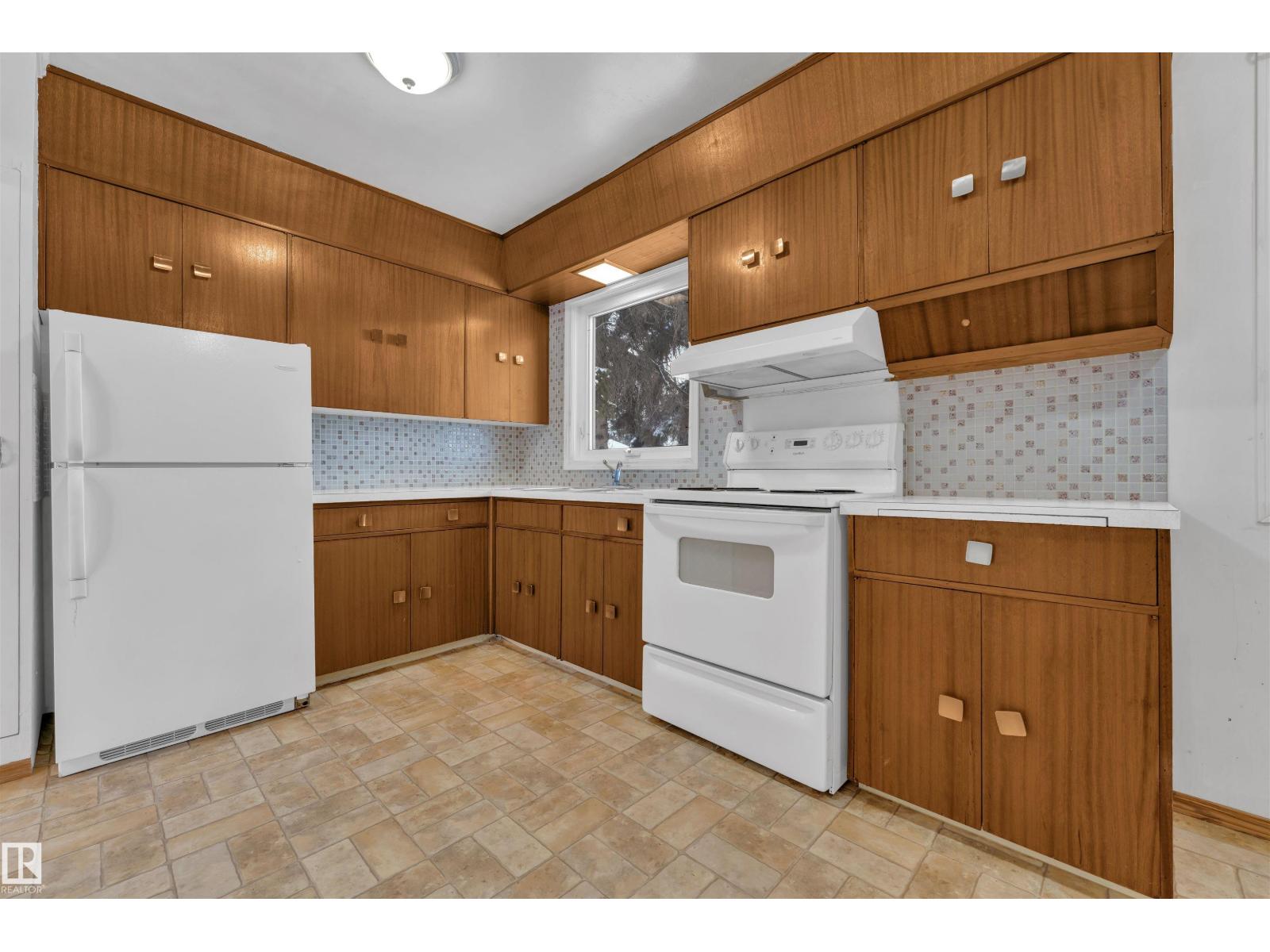 16111 109 Av Nw, Edmonton, Alberta  T5P 4E5 - Photo 6 - E4467904